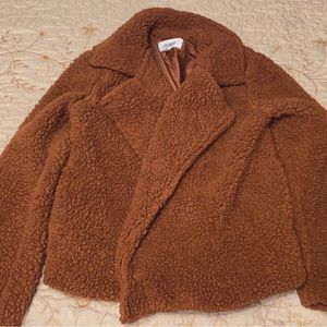 Long sleeved fluffy brown jacket